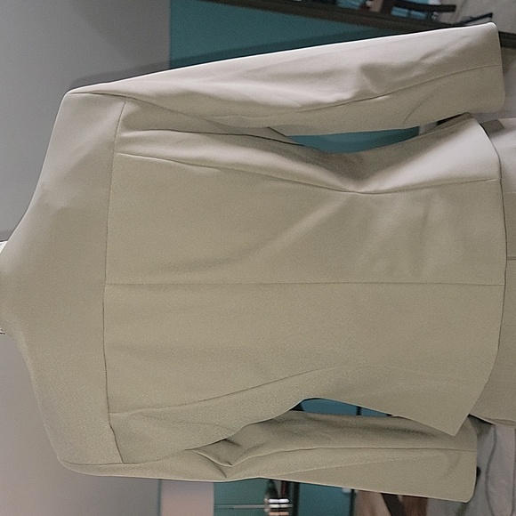 EXPRESS TWO PIECE SUIT🌼 - Picture 13 of 17